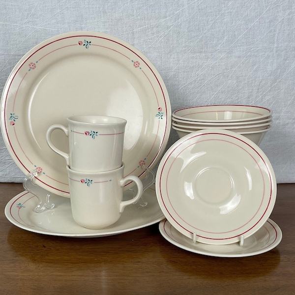 Vintage Corelle Cranberry Blossoms, Choice - Dinner Plates - Bowls - Cups & Saucers - Corning - Pyrex