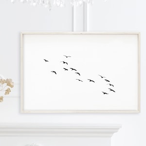 Flying Birds Simple Wall Print Download Vogelschwarm schwarz weiß Kunstdrucke Minimalistische Wandkunst Printable Digital druckbare moderne Kunst