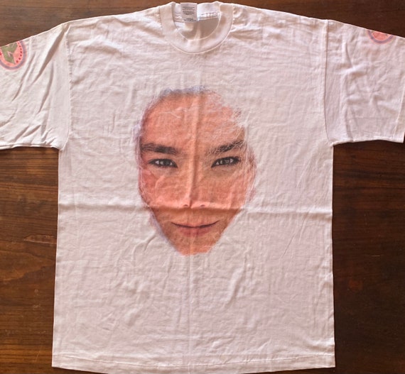 Björk - OG 90s T-Shirt
