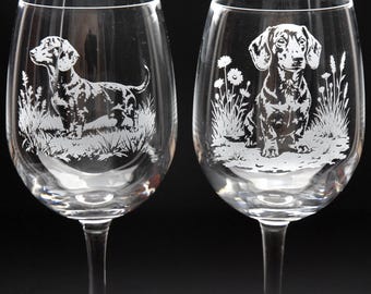 Copa de vino de cristal con diseño de perro salchicha / Cristalería grabada / Decoración para el hogar y bar con diseño de perro salchicha