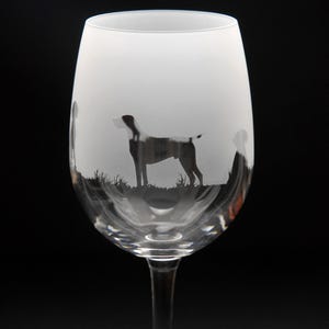 Pointer Dog Crystal Wine Glass | Etched Engraved Glassware | Pointer Dog Home & Bar Decor