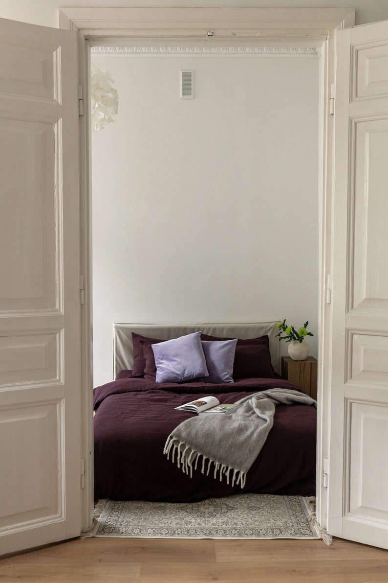 Linge de lit biologique 100 % naturel : housse de couette et 2 taies d'oreiller, parure de lit en lin de différentes couleurs et tailles grand, très grand lit, simple, double, lits jumeaux Deep Purple