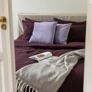 Dark purple modern linen bed set: duvet cover and 2 pillowcases, natural organic flax bed linens in queen, king, single, double, twin sizes image 4