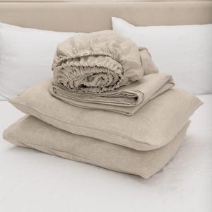 Linen sheet set in Natural Melange color. Fitted sheet, flat sheet, 2 pillowcases. Custom size bedding.