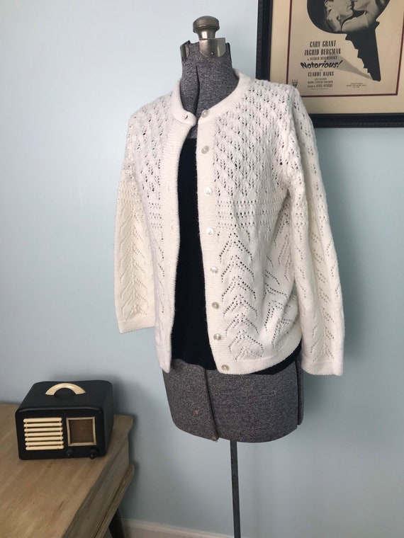 1960s Vintage White Knit Cardigan by Wintuk - image 2
