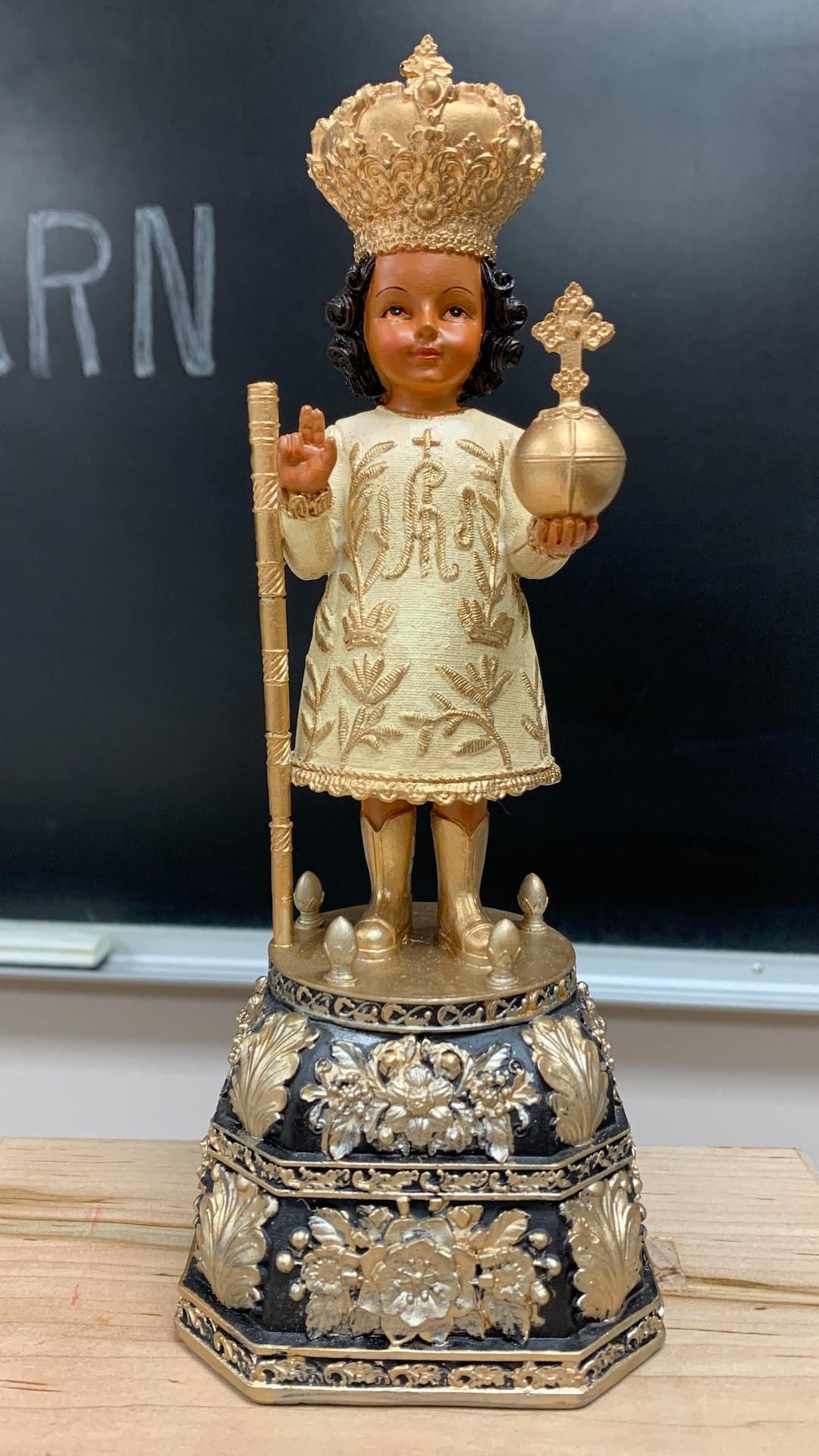 セブ　サントニーニョ　Santo Niño　Child Jesus 人形　置物 il_1080xN.4389776176_agd4.jpg
