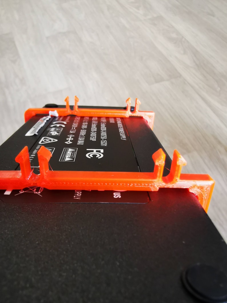 Fanatec ClubSport DD/DD+ Power Brick - PSU mounts.
www.mt3dprinteddesigns.etsy.com