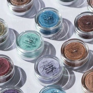 Sheer Miracle Pure MINERAL EYE SHADOW Pigment Eyeshadow, 4 Ingredients, Minimalist Vegan Cruelty Free, 10 Shades