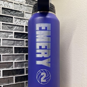 Personalized Laser Engraved Water Bottle w Straw,  32oz Custom Logo Custom Name Water Bottle, Insulated Water Bottle, Gift for Her
