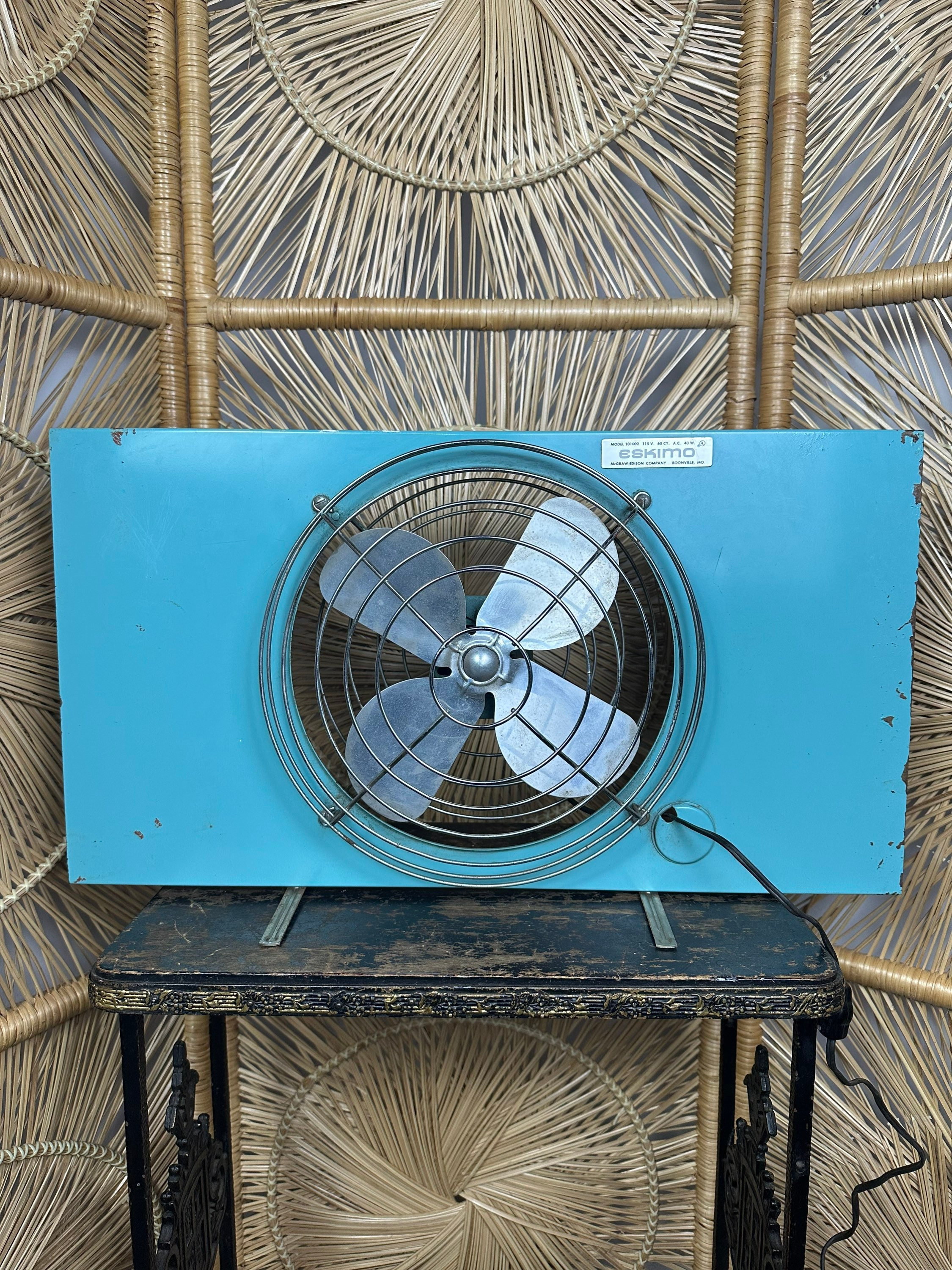 Vintage 50s Eskimo Window Fan Model 101002-mcgraw-edison Company