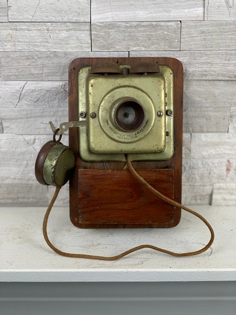 Antique 1920s Telephone Boxthe Connecticut Telephone Etsy