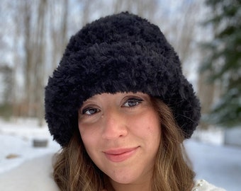 Faux Fur Knit Bucket Hat Pattern: Women's Cloche, Chunky, Cozy (PDF Pattern)