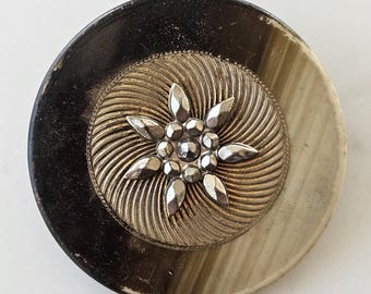 ライオンのアンティークボタンの大人ピアス アンティークライオンボタン：ビクトリア朝の金属製ピアスボタン、6個