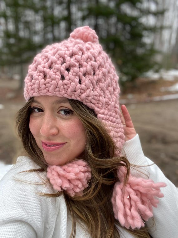 Super Chunky Trapper Hat Knitting Pattern: Easy Ear Flap Beanie