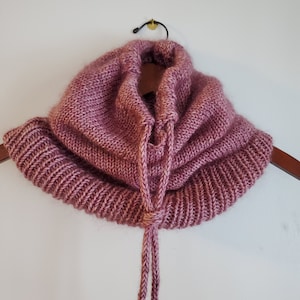 Balaclava knitting pattern for women. Balaclava knitting pattern hood. Hood knitting pattern. Chunky knit hood pattern. Lace knitting pattern. Hat knitting pattern. Pixie hood pattern. Pixie hood winter bonnet. Knitted gifts. Gift for her.