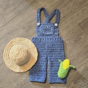 Handgjort virkat set med babybonde – fotorekvisita (hatt, majsleksak)