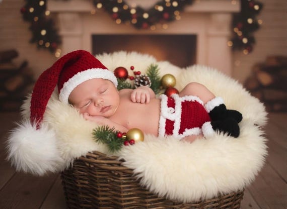 Hand-crochet Santa Baby Outfit – Newborn Photo Prop | Holiday Pants & Hat Set