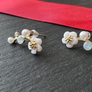 Fashion  Flower Pearls Earrings