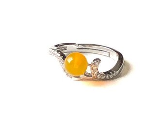 Sterling Silver 925 ring with amber shape