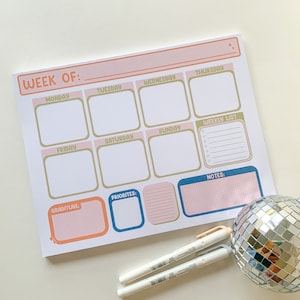 Clementine Weekly Planner Notepad image 1