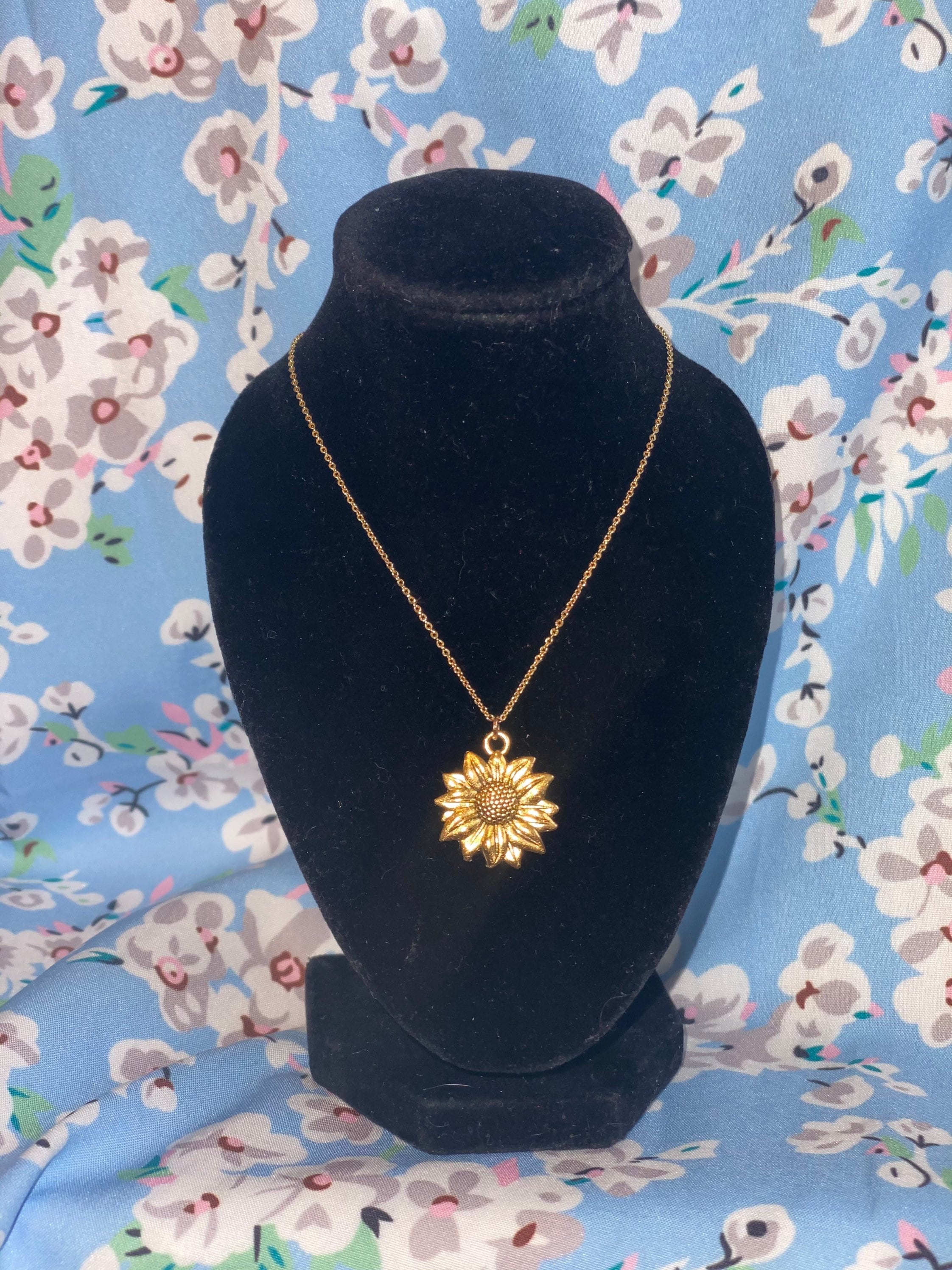 Sunflower necklace Etsy