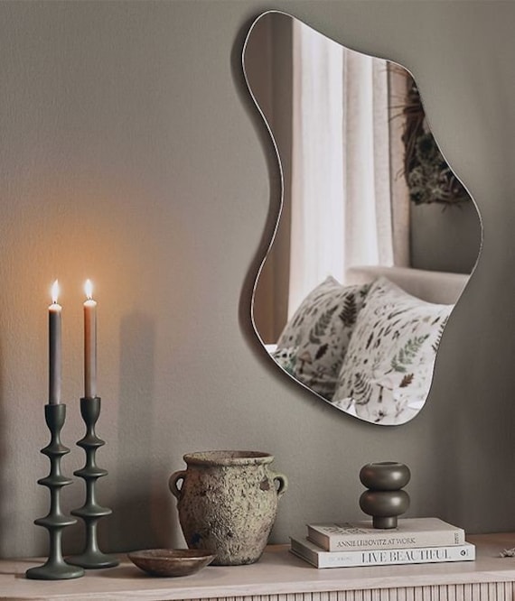 Specchio asimmetrico dello stagno Specchio irregolare Design decorativo  estetico appeso a parete o da tavolo Minimalista Home Decor Specchio da  parete fatto a mano -  Italia