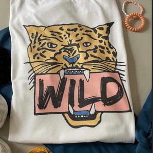 Tiger wild/Unisex tee/ vintage feel/White