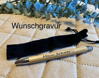 Kugelschreiber Holz Säckchen Etui personalisiert Geschenke Name Gravur Geburtstag Bambus Werbung Stifte Kuli Vatertag Muttertag