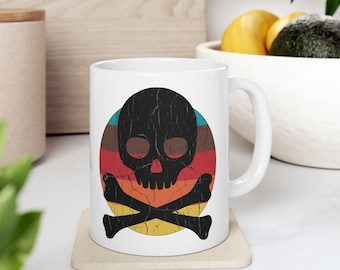Caneca de café com caveira pirata e ossos cruzados, 11oz