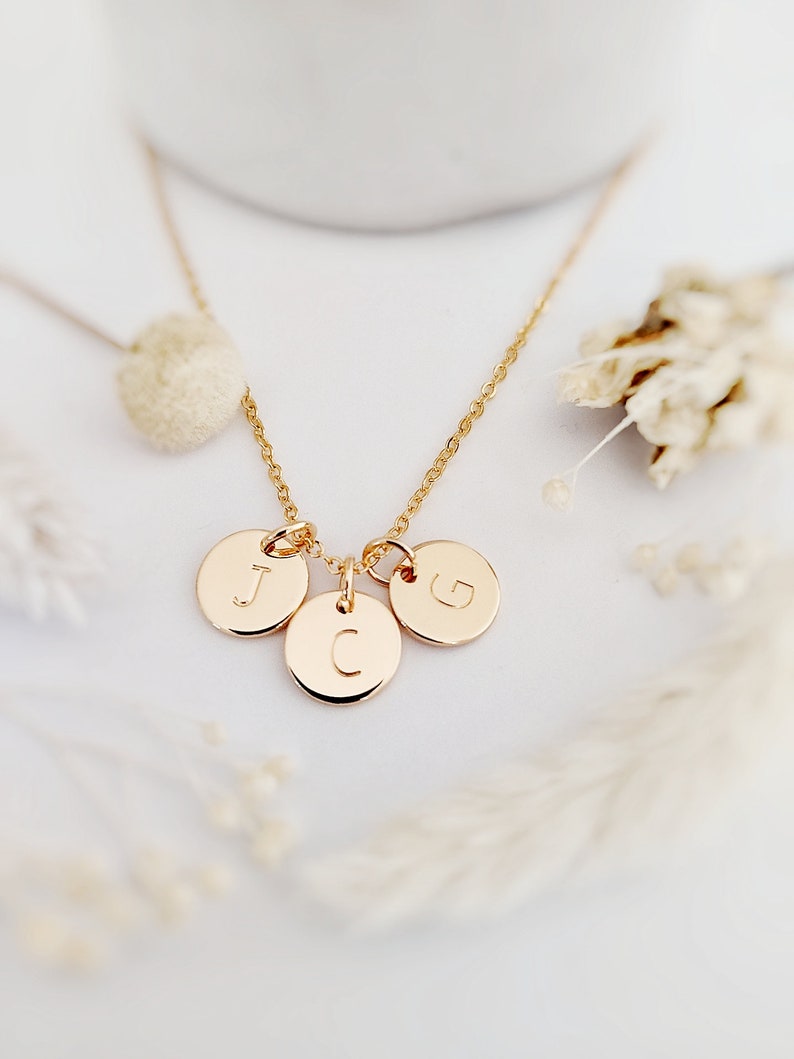 Gold filled letter necklace, Personalised initial, Valentine's day gift for her, Necklace for women, birthday gift, anniversary, Mum gift zdjęcie 3