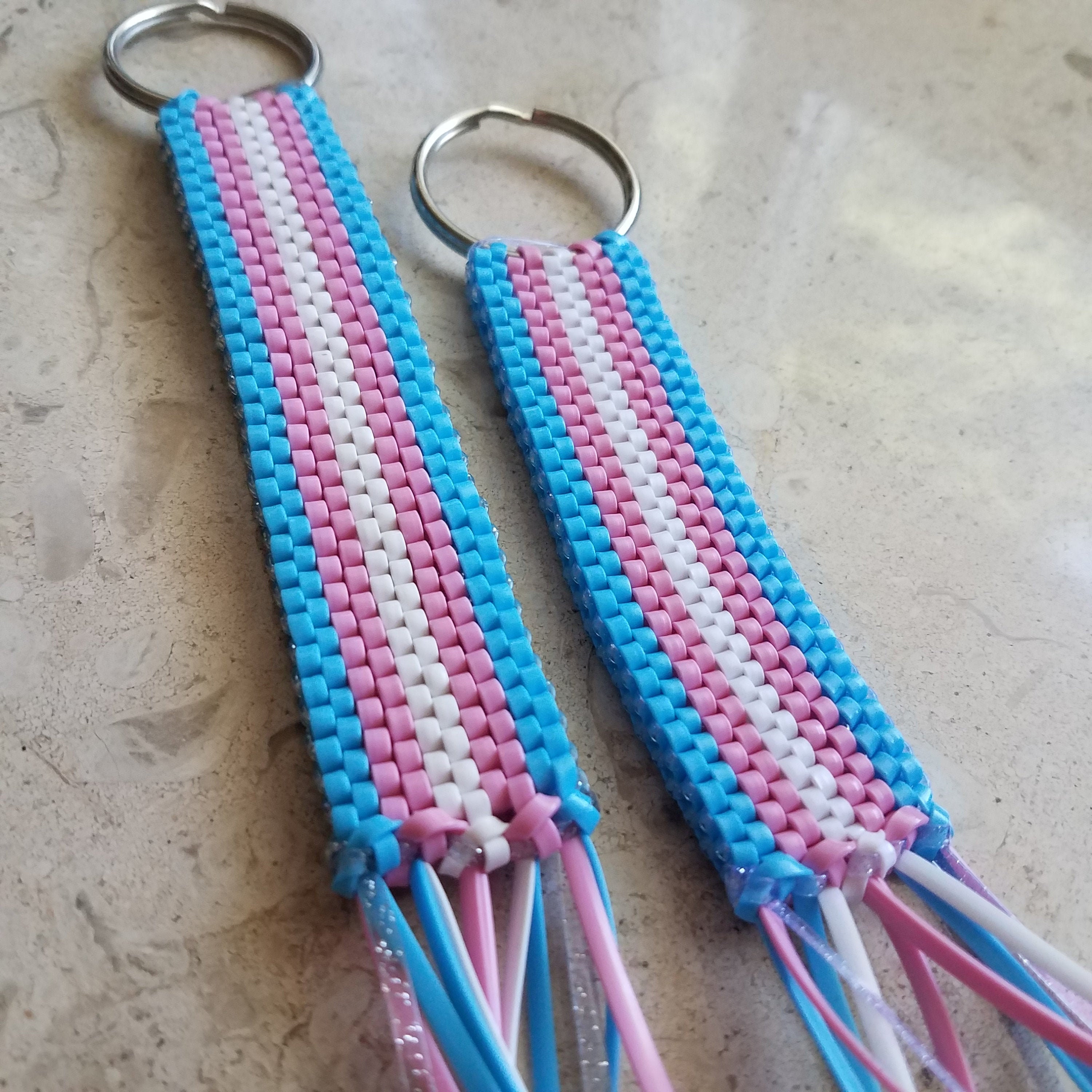 Scooby shop strings keychain
