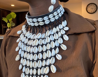 Cowrie choker with earrings set, Cowrie Earrings, Gift for her . Cowrie set