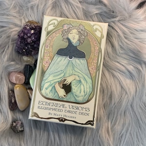 Jeu de cartes de tarot illuminé Visions éthérées et livret physique par Matt Hughes