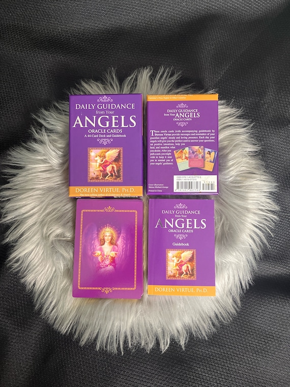 ANGEL TAROT CARDS ドリーン・バーチュー Amazon.co.jp: エンジェルタロットカード 日本語版説明書付