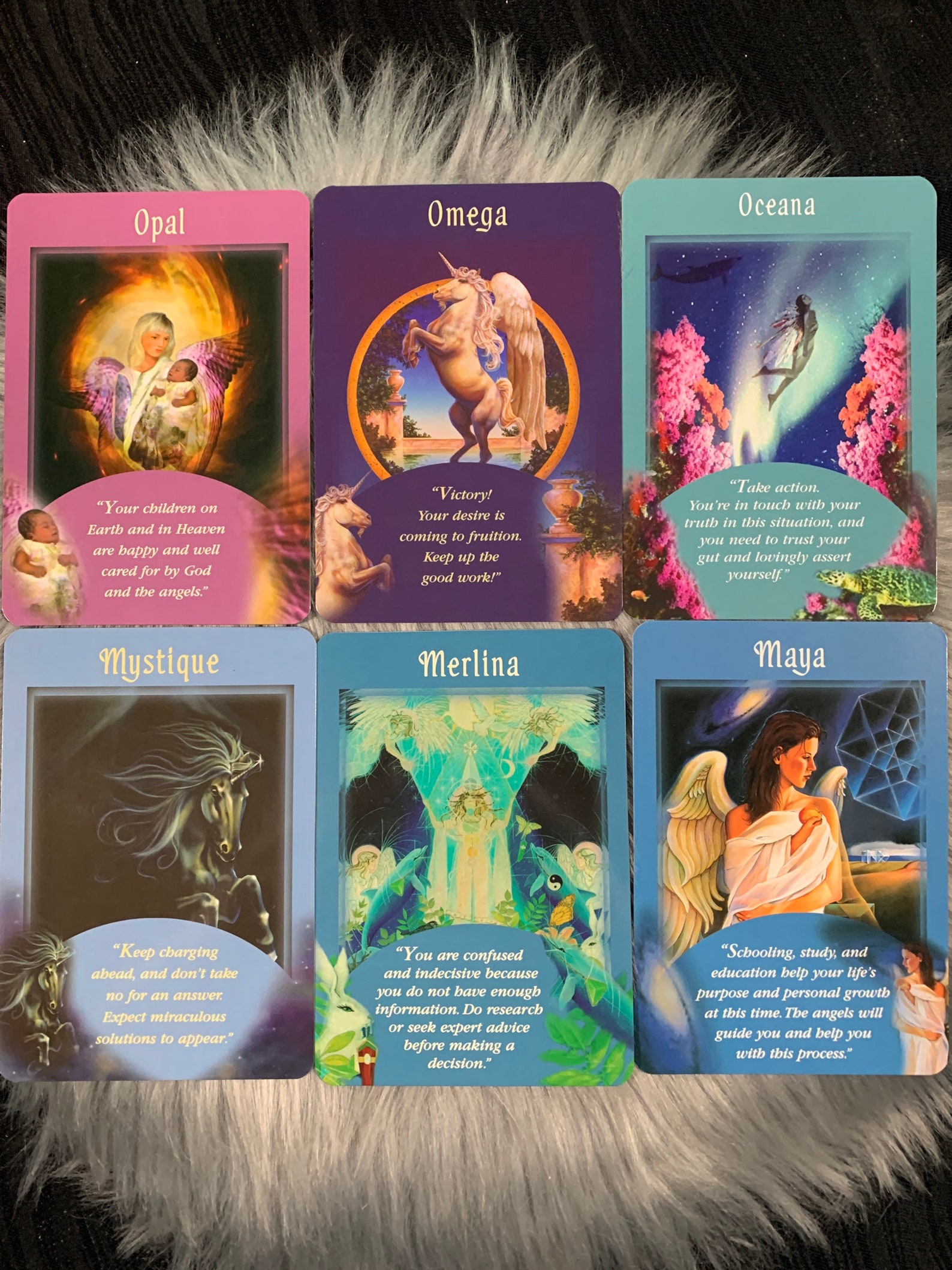 Messages From Your Angels Oracle Cards and Guidebook by Doreen Virtue ...