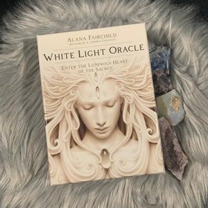 Ensemble de jeux de cartes Oracle White Light et de guides physiques par Alana Fairchild et Andrew Gonzalez
