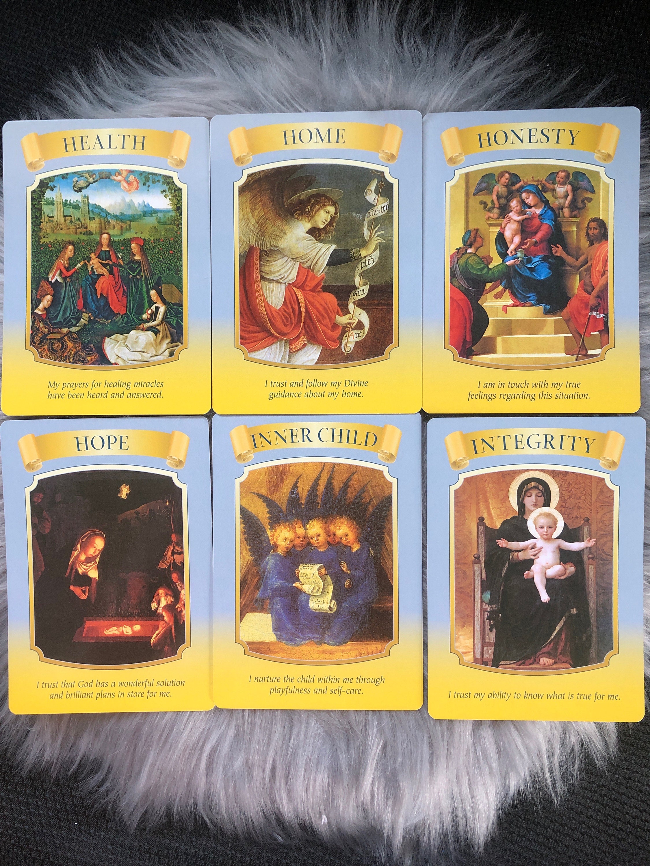 Mary, Queen of Angels オラクルカード Mary Queen of Angels Oracle Card Deck and Guidebook by Doreen