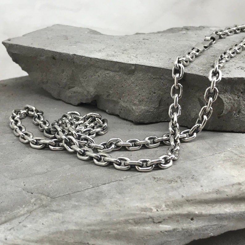 Classic Chain Necklace