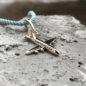 14k Gold Airplane Pendant: Aviation Jewelry Gift