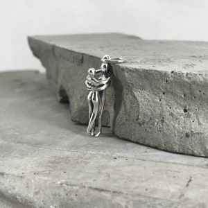 Silver Pendant, Hugging Silver Pendant, Dancing Couple Pendant, Necklace Hugging Couple, Boy and Girl Silver Pendant