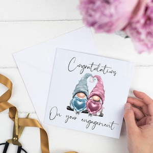 Carte de fiançailles personnalisée, carte de fiançailles Gonk Gnome, carte de fiançailles pour ami fille fils