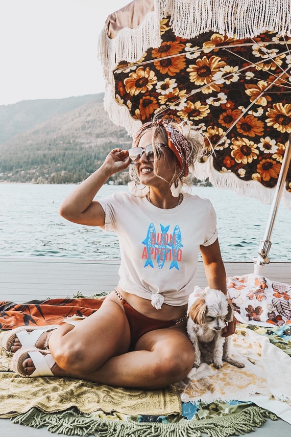 Mermaidcore Italian Summer Tee, La Dolce Vida Shirt, Coastal Grandma Top, Old Money Aesthetic Shirt, Tinned Fish T-Shirt, Sardines Shirt