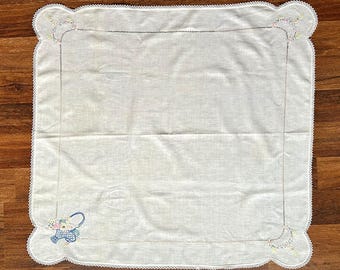 Vintage Embroidered Basket Dresser Scarf, Cross Stitch Cotton Floral Table Runner