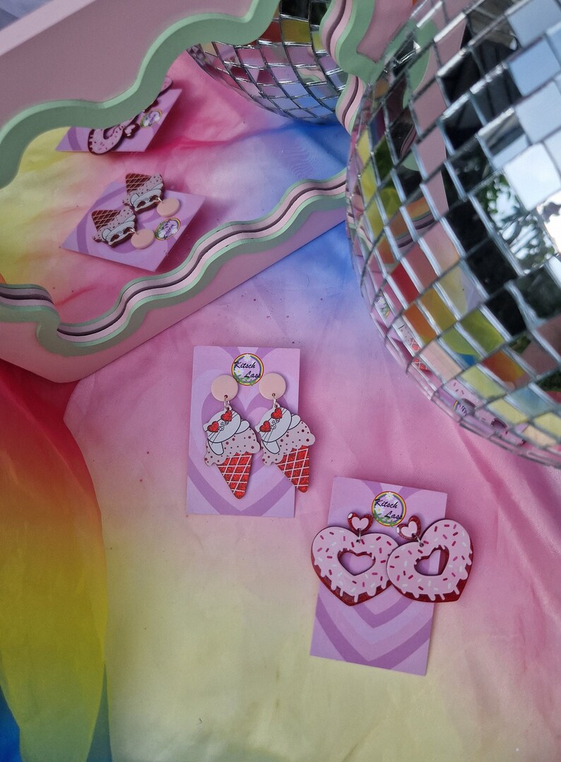 Pink & red sparkle cat and donut earrings. Hearts doughnut, cat ice cream. Handmade galantines acrylic earrings. Kawaii harajuku kitsch image 1