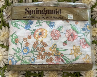 Vintage NOS 1970s Butterfly and Daisy White and Pink Floral chinoiserie Pattern Cotton Polyester King Size Fitted Sheet by Springmaid