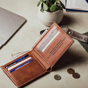 Cartera de cuero personalizada para hombre, cartera grabada, cartera hecha a mano para él, cartera minimalista plegable de cuero genuino, regalo para él