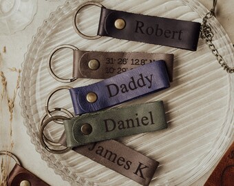 Personalized Leather Keychain, Leather Personalized Gift, Anniversary Gift, Name Keychain, Gift for Him, Gift for Her, Gift for BFF