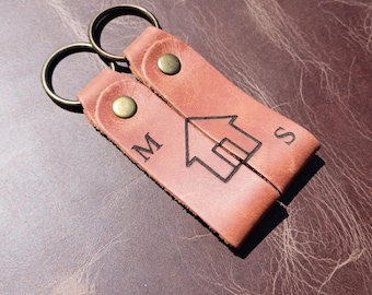 First Home Gift, Home Owner Gift, Couples Keychain Gift, Custom Leather Keychain, Wedding Gift, Keychains for New Home, Housewarming Gift