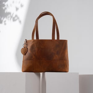 Custom Leather Tote Bag, Handmade Leather Tote, Bridesmaid Leather Bag, Anniversary Gift for Wife, Personalized Initials Bag