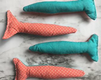 Long Fish Cat Toy